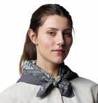 Columbia bandana med vildt print og logo.