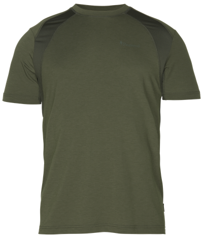 Mand i Pinewood Finnveden AirVent T-shirt, mosgrøn, rund hals, normal pasform, 4-vejs stræk, åndbar til udendørs aktivitet.