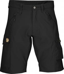 Mand shorts i beige med flere praktiske lommer.
