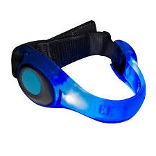 LED sikkerhedsbånd med justerbar pasform og reflekterende finish.