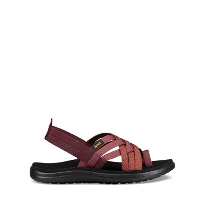 Let sandaler med krydsrem og tåstrop.