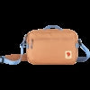 Grå Fjällräven crossbody taske med justerbar rem.