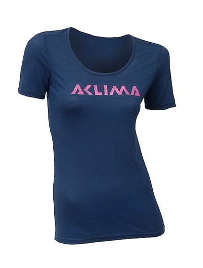 Kvinders t-shirt med Aclima logo på forsiden.
