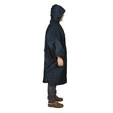 Navy blå polyester poncho med vandtætte tapede sømme.