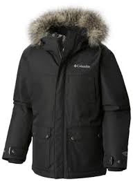 Sort Columbia Snowfield jakke med justerbar stormhætte.